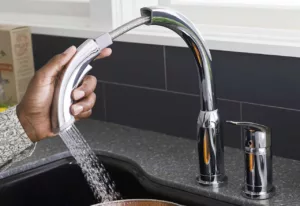 Pull-Out Kitchen Faucet