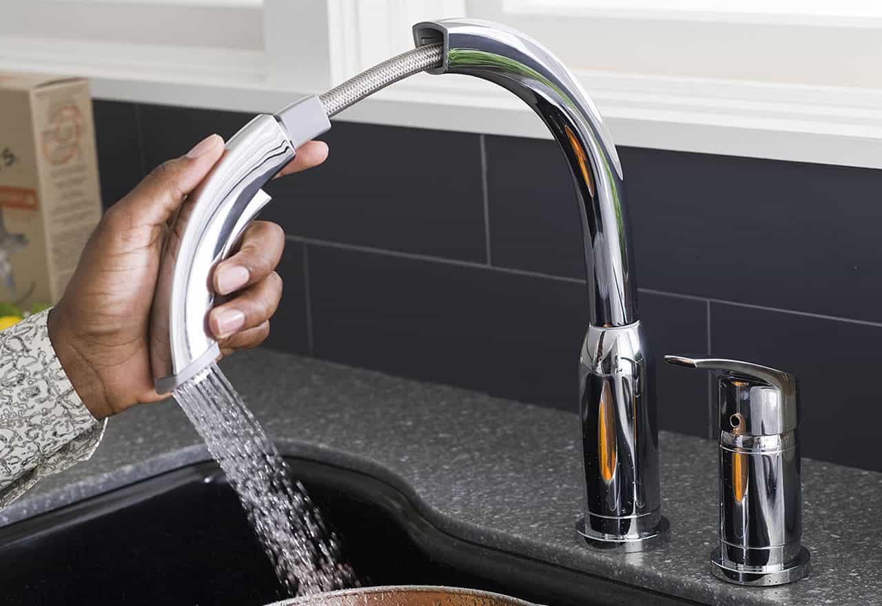 Pull-Down Faucet vs. Pull-Out Faucet: Which Is Right For You?