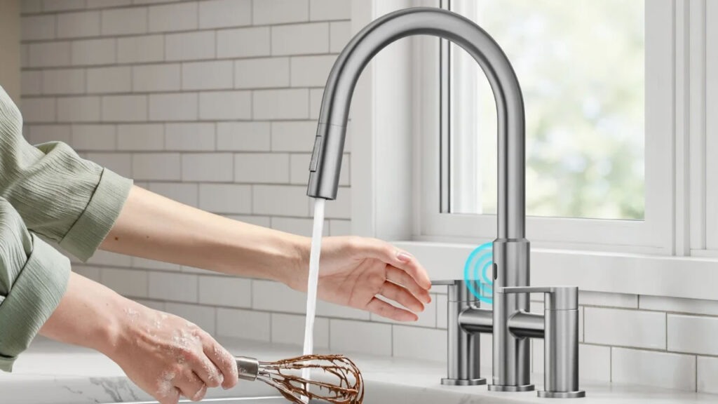 Touchless Faucet for easy kitchen cleanup